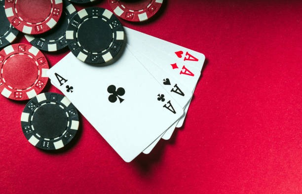 Complete betting layout with clear payout labels Roulette betting layout showing all bet types and payout zones